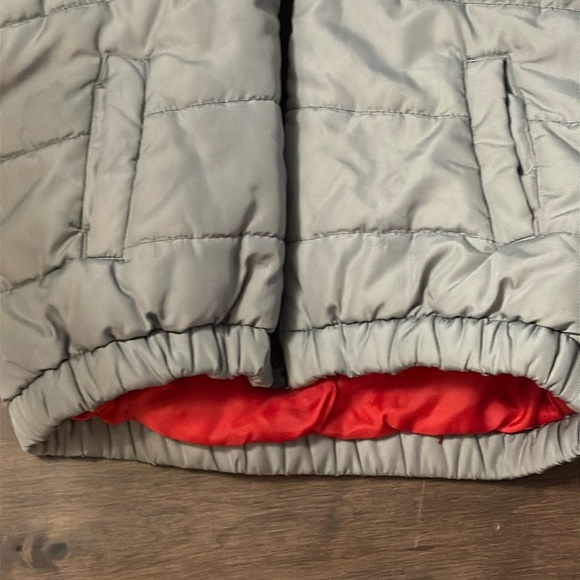 Star Wars Gray and Black Puffer winter Jacket, size 6x - Picture 8 of 10